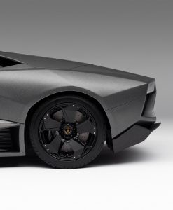 LAMBORGHINI REVENTÓN 2007 1 8 SCALE lato dietro