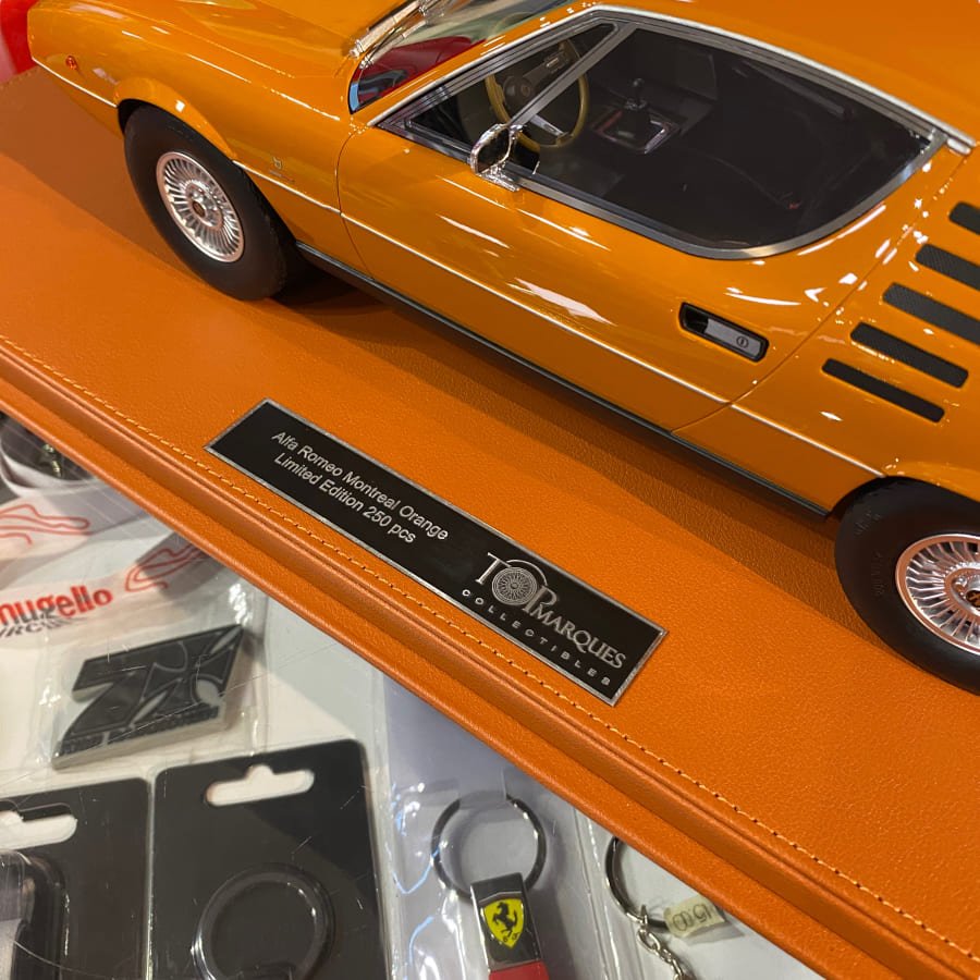 Modellino Auto Top Marques 1/12 Alfa Romeo Montreal 1970 Orange